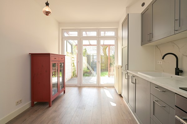 Medium property photo - Troelstrakade 351, 2531 AH Den Haag